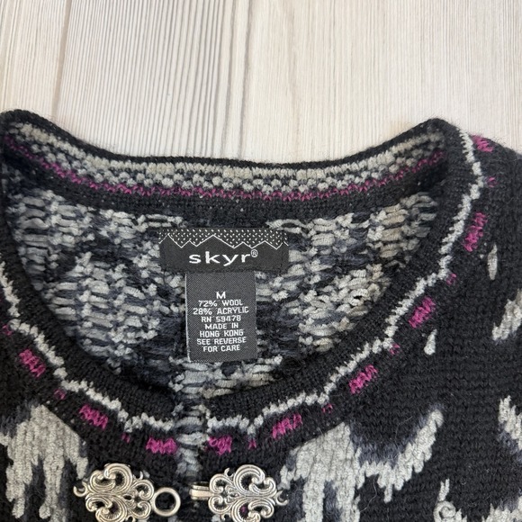 VTG Skyr Women's Wool Blend Cardigan Sweater Medium Floral Nordic Isle - Picture 4 of 10